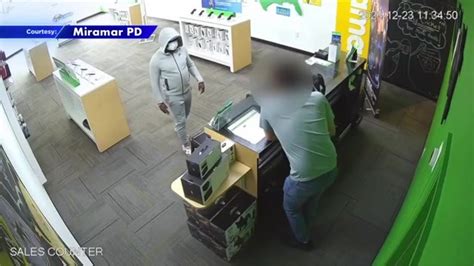 Search underway for armed subject in robbery of Cricket Wireless store in Miramar